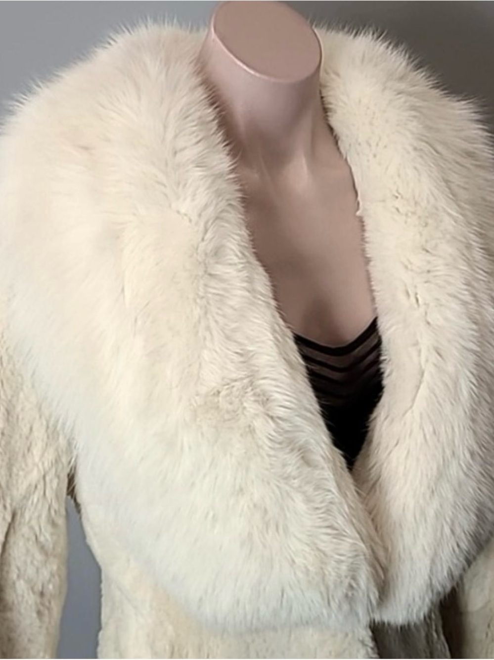 Women's Cream Real Fur Jacket with Wide Shawl Collar - Picture 3 of 8